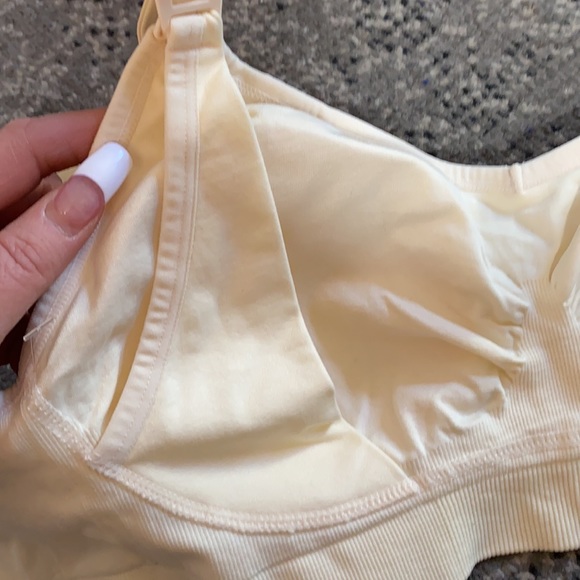 Maternity bras - Picture 8 of 9